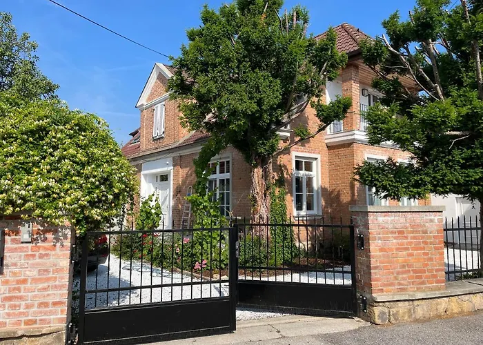 Oggau Cottage